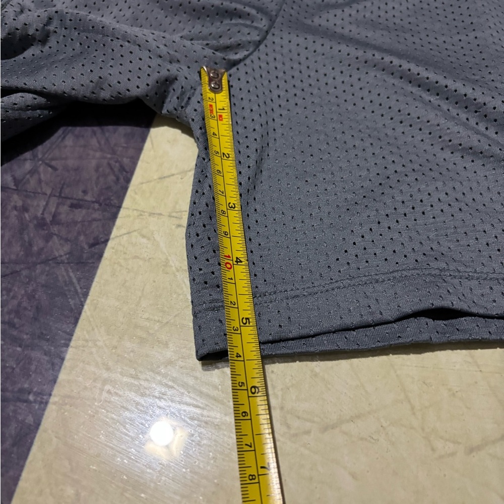 Nike Gray Mesh Athletic Shorts - Picture 3 of 4